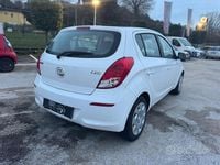 Usata Hyundai i20 Edition 85 CV (62 kW) 2014 Bianco Utilitaria