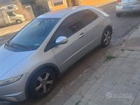 Usata Honda Civic 99 CV (72 kW) 2009 Grigio Berlina
