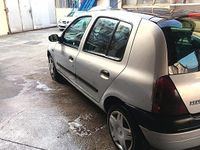 Usata Renault Clio II 2000 Berlina