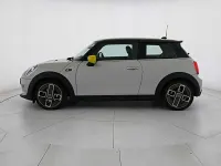 Usata Mini Cooper SE 135 kW (184 CV) 2020 White silver Utilitaria