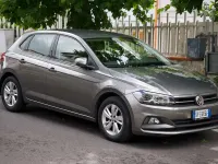 Begagnad VW Polo Comfortline 80 HK (58 kW) 2019 Grå Halvkombi