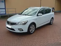 Usata Kia Ceed 90 CV (66 kW) 2012 Bianco Utilitaria