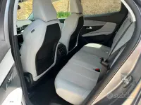 Usata Peugeot 3008 92 CV (67 kW) 2019 Grigio SUV