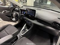 Usata Toyota Yaris Hybrid Trend 116 CV (85 kW) 2022 Bianco Utilitaria