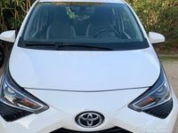 Usata Toyota Aygo Connect Style 72 CV (52 kW) 2021 Bianco Utilitaria