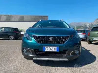 Usata Peugeot 2008 Allure 120 CV (88 kW) 2018 Verde SUV