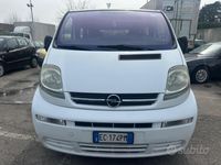 usata Opel Vivaro anno 2005 9posti perfetta di meccanica