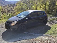 Usata Opel Corsa 90 CV (66 kW) 2010 Nero Utilitaria