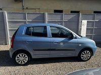 Usata Kia Picanto LX 60 CV (44 kW) 2008 Blu/azzurro Utilitaria
