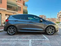 Usata Ford Fiesta ST-Line 86 CV (63 kW) 2019 Grigio Utilitaria