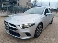 Usata Mercedes A200 Premium 150 CV (110 kW) 2021 Grigio Berlina