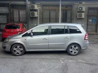 Usata Opel Zafira 101 CV (74 kW) 2010 Grigio Monovolume