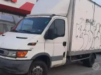 Usata Iveco Daily 106 CV (77 kW) 2005 Bianco