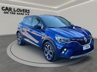 Usata Renault Captur Intens 101 CV (74 kW) 2023 Blu scuro SUV
