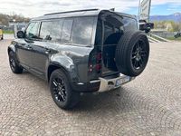 Gebraucht Land Rover Defender SE Dynamic 200 PS (147 kW) 2024 Grau SUV