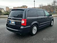 usata Lancia Voyager Platinum Permuto - 2012