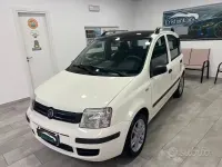 Usata Fiat Panda Emotion 60 CV (44 kW) 2008 Bianco Utilitaria