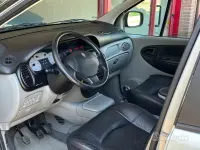 Usata Renault Scénic 102 CV (75 kW) 2001 Grigio Monovolume
