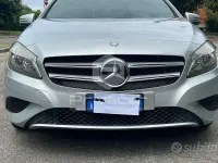 Usata Mercedes A200 156 CV (114 kW) 2015 Grigio Utilitaria