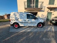 Usata VW Caddy 102 CV (75 kW) 2018 Bianco Monovolume
