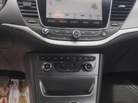 Usata Opel Astra Innovation 105 CV (77 kW) 2017 Argento Berlina