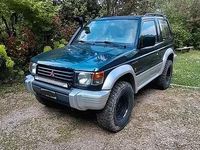 Usata Mitsubishi Pajero 1996 Verde SUV