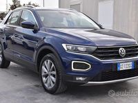 Usata VW T-Roc Business 116 CV (85 kW) 2020 Blu SUV