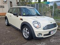 Usata Mini ONE Chili 95 CV (69 kW) 2008 Beige Utilitaria