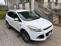 Usata Ford Kuga Titanium 120 CV (88 kW) 2016 Bianco SUV