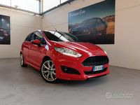 Usata Ford Fiesta ST-Line 75 CV (55 kW) 2017 Rosso Berlina
