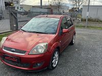 Usata Ford Fiesta Ghia 68 CV (50 kW) 2007 Arancione Utilitaria