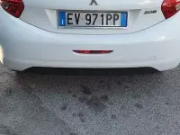 Usata Peugeot 208 95 CV (69 kW) 2014 Bianco Utilitaria