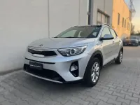 Usata Kia Stonic Style 97 CV (71 kW) 2020 Argento SUV