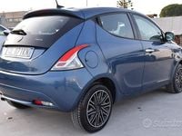 Usata Lancia Ypsilon S 69 CV (50 kW) 2022 Blu Utilitaria
