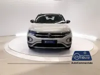 Usata VW T-Roc Style 150 CV (110 kW) 2023 Beige SUV