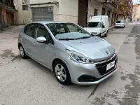 Usata Peugeot 208 Active 75 CV (55 kW) 2016 Grigio Utilitaria