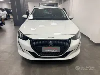 Usata Peugeot 208 Allure 102 CV (75 kW) 2020 Bianco Utilitaria