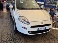 Usata Fiat Punto Easy 77 CV (56 kW) 2012 Bianco Berlina
