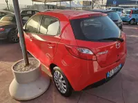Usata Mazda 2 74 CV (54 kW) 2008 Rosso Utilitaria