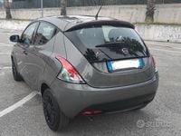 Usata Lancia Ypsilon S 95 CV (69 kW) 2018 Grigio Utilitaria