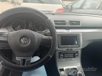 Usata VW Passat 105 CV (77 kW) 2011 Berlina