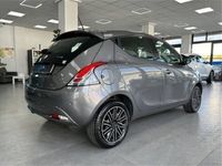 usata Lancia Ypsilon 1.0 FireFly 5 porte S&S Hybrid Silver usato