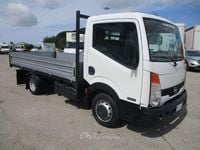 Usata Nissan Cabstar 131 CV (96 kW) 2011 Bianco Pick-up