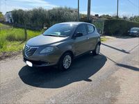 Usata Lancia Ypsilon Silver 85 CV (62 kW) 2013 Grigio Utilitaria