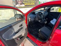 Usata Lancia Ypsilon 69 CV (50 kW) 2018 Rosso Utilitaria