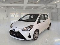 Usata Toyota Yaris Hybrid Business Edition 92 CV (67 kW) 2020 Bianco Berlina