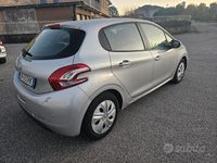 Usata Peugeot 208 81 CV (59 kW) 2012 Grigio Utilitaria