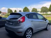 Usata Ford Fiesta 82 CV (60 kW) 2013 Grigio Berlina