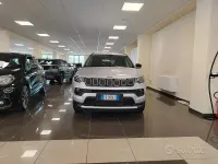 Usata Jeep Compass Limited 131 CV (96 kW) 2021 Argento SUV