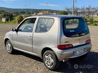 Usata Fiat 600 39 CV (28 kW) 1999 Grigio Berlina
